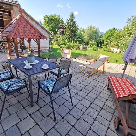 Charming Village House With Patio And Garden Slovenske Konjice Esterno foto